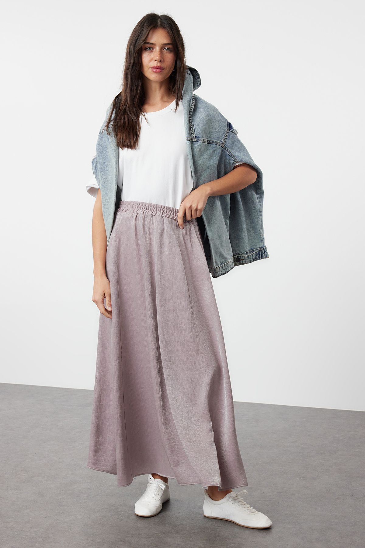 Trendyol Modest-Lesklá fialová tkaná sukňa - TCTSS24EE00019 1