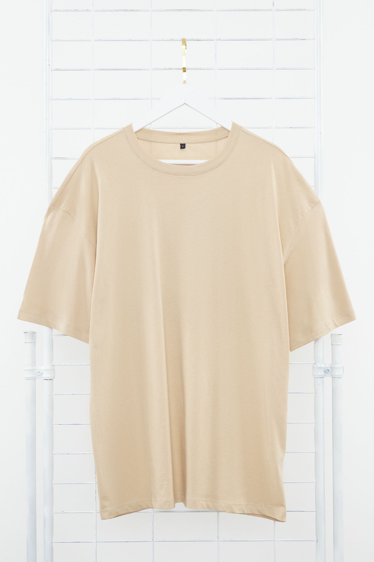 Trendyol Collection-100% organiczna bawełna OverSize Camel T-shirt - SuSTainable Printed TMNSS24TS00171 2