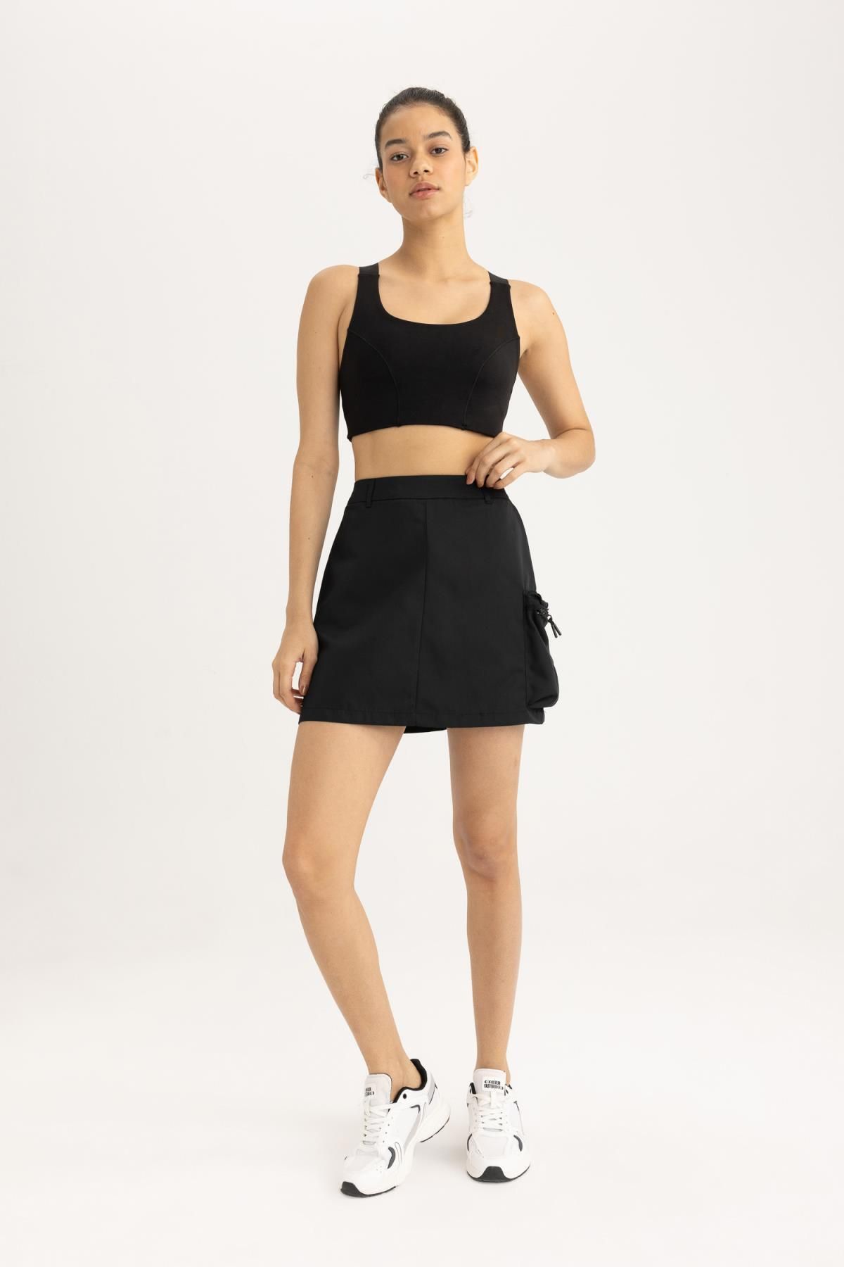 complete the look image