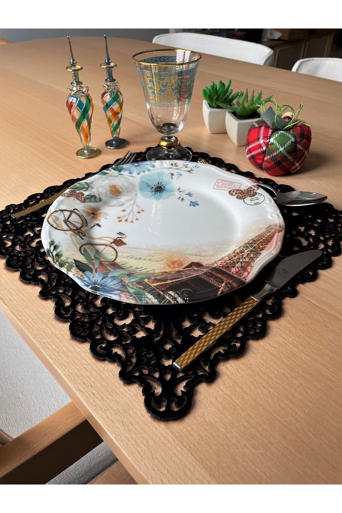 Ergüven Home-Set de 6 farfurii pătrate din țesătură din catifea neagră 35x35cm 2