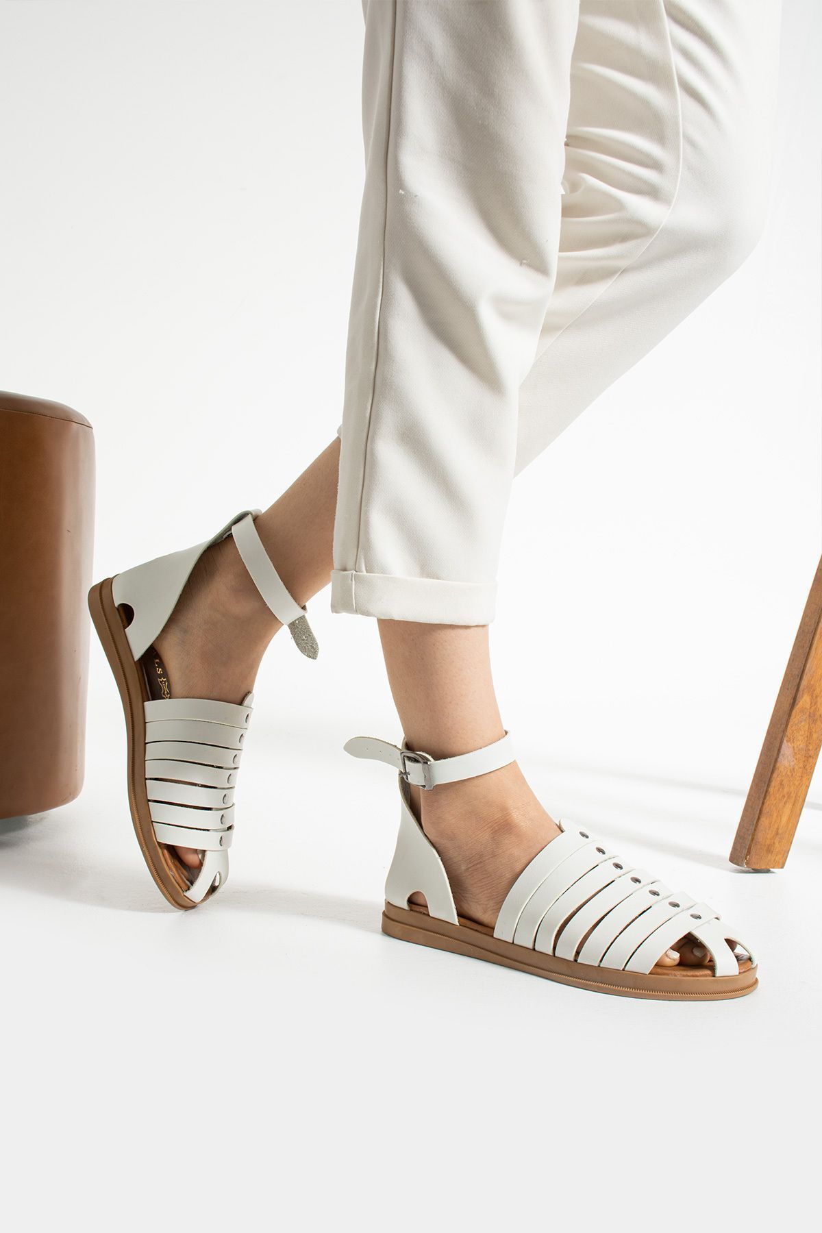 MUJER LS Genuine Leather White 7 Straps Women s Sandals Bodrum Sandals Trendyol