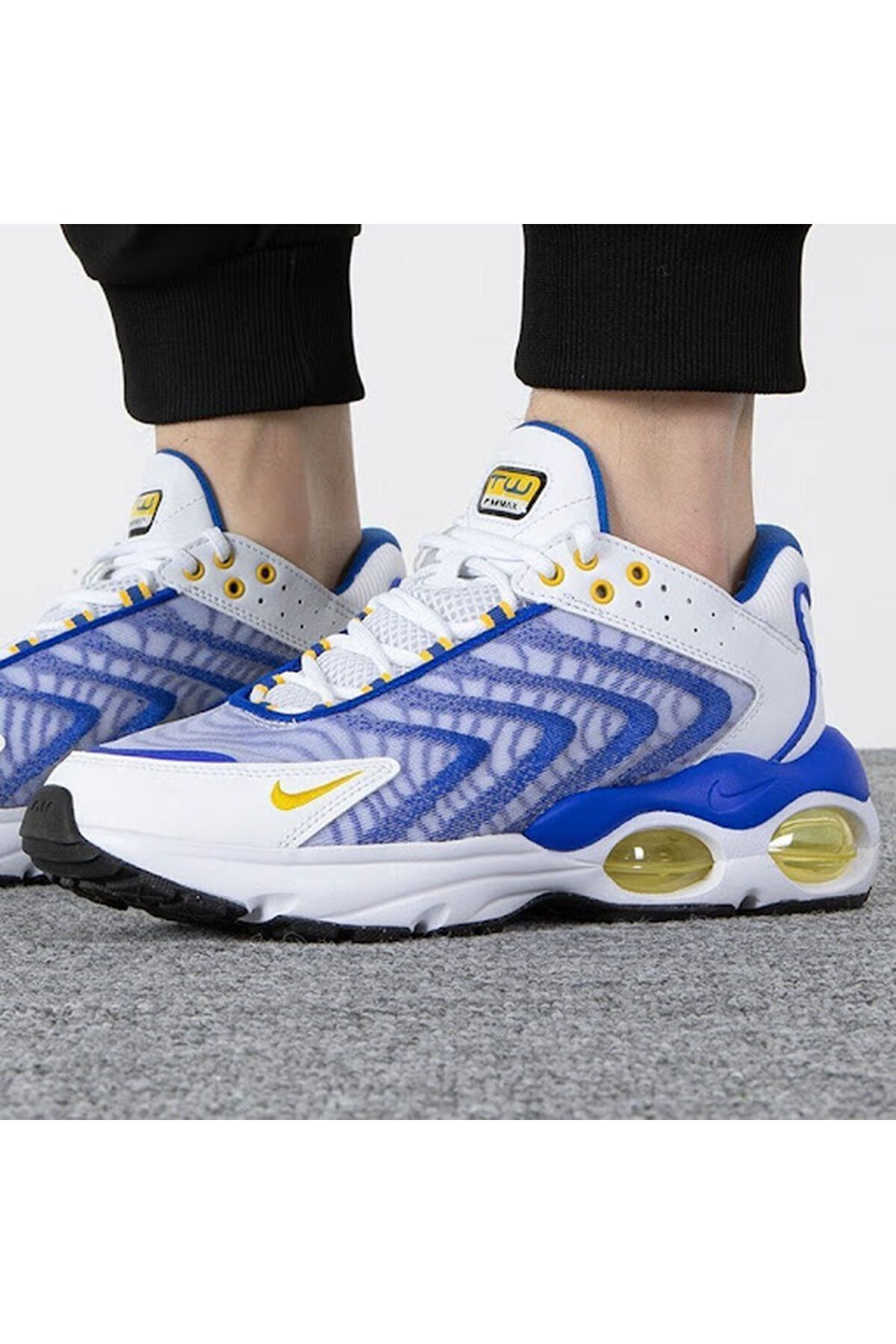 Nike tailwind blue cheap