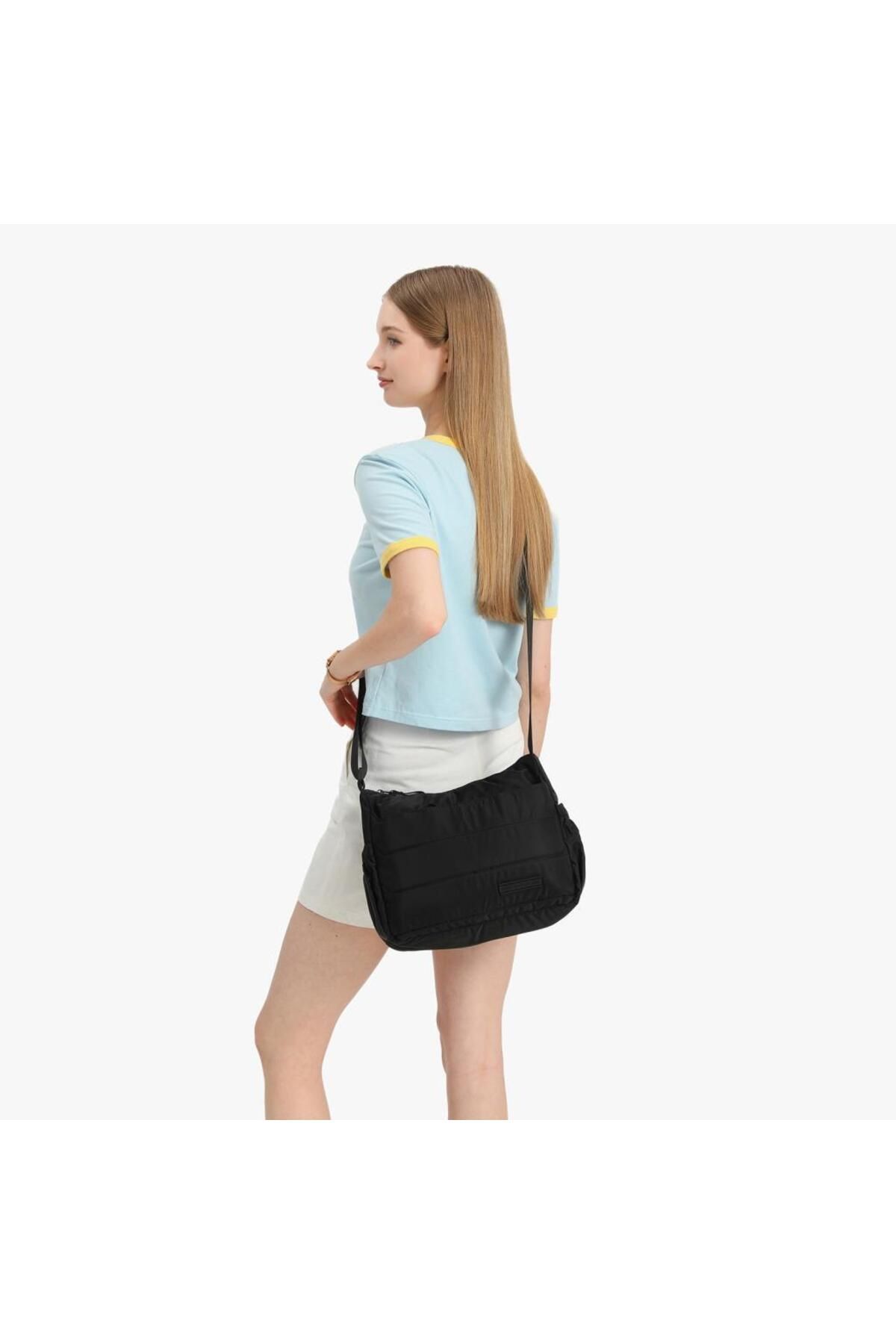 Smart Bags Yumuşak Kumaş Askılı Postacı Kadın Çantası - Mürdüm