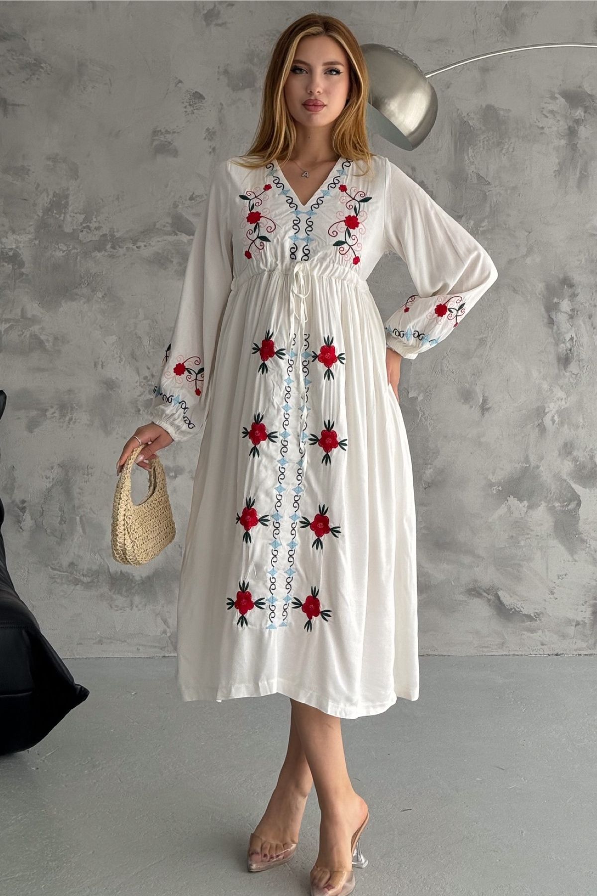 FEMELLE-Rochie de damă din bumbac brodat alba 2