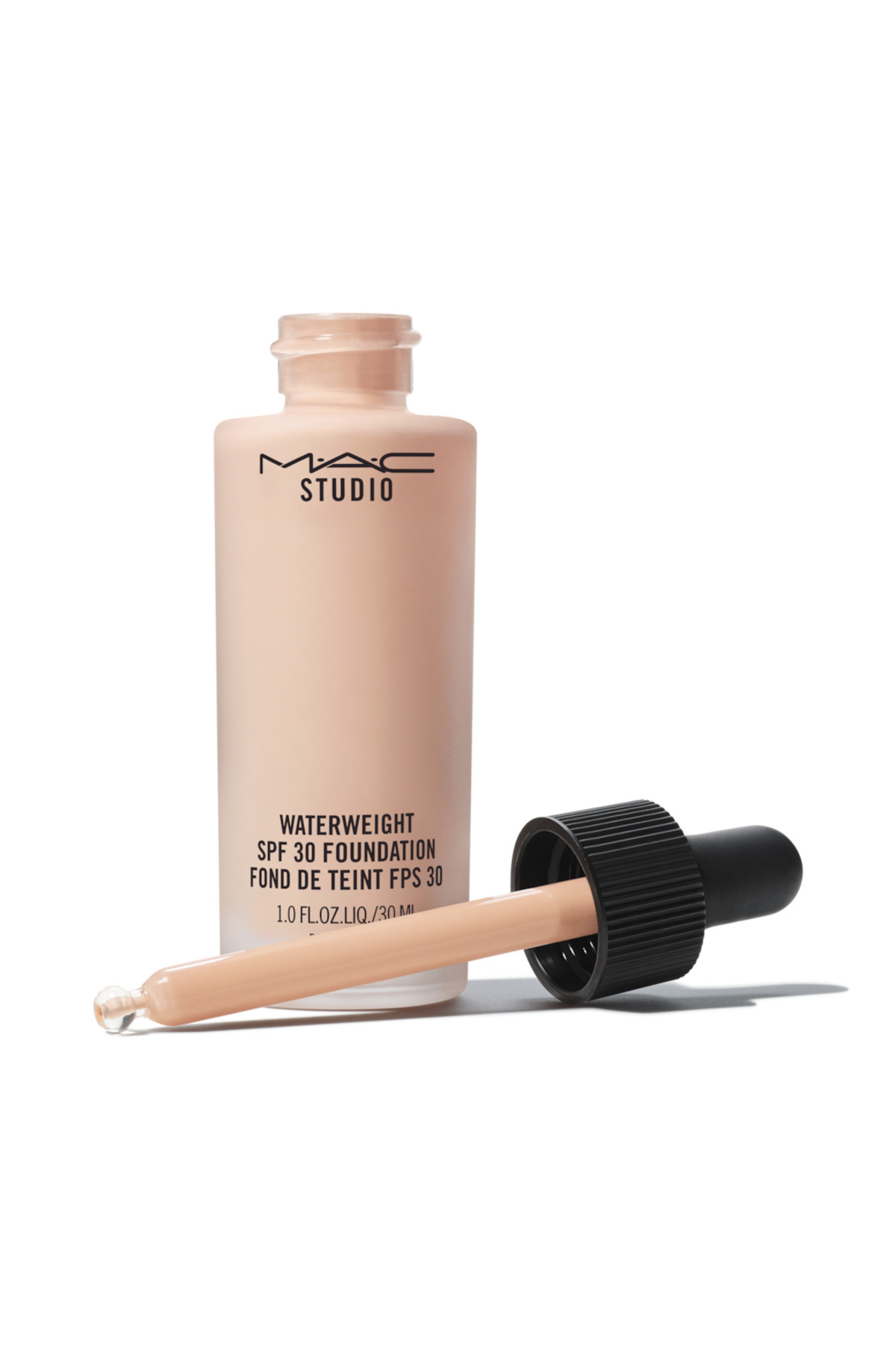 STUDIO WATERWEİGHT SPF 30 - Full Coverage Long Lasting Waterproof Foundation SPF 30 / 30ml