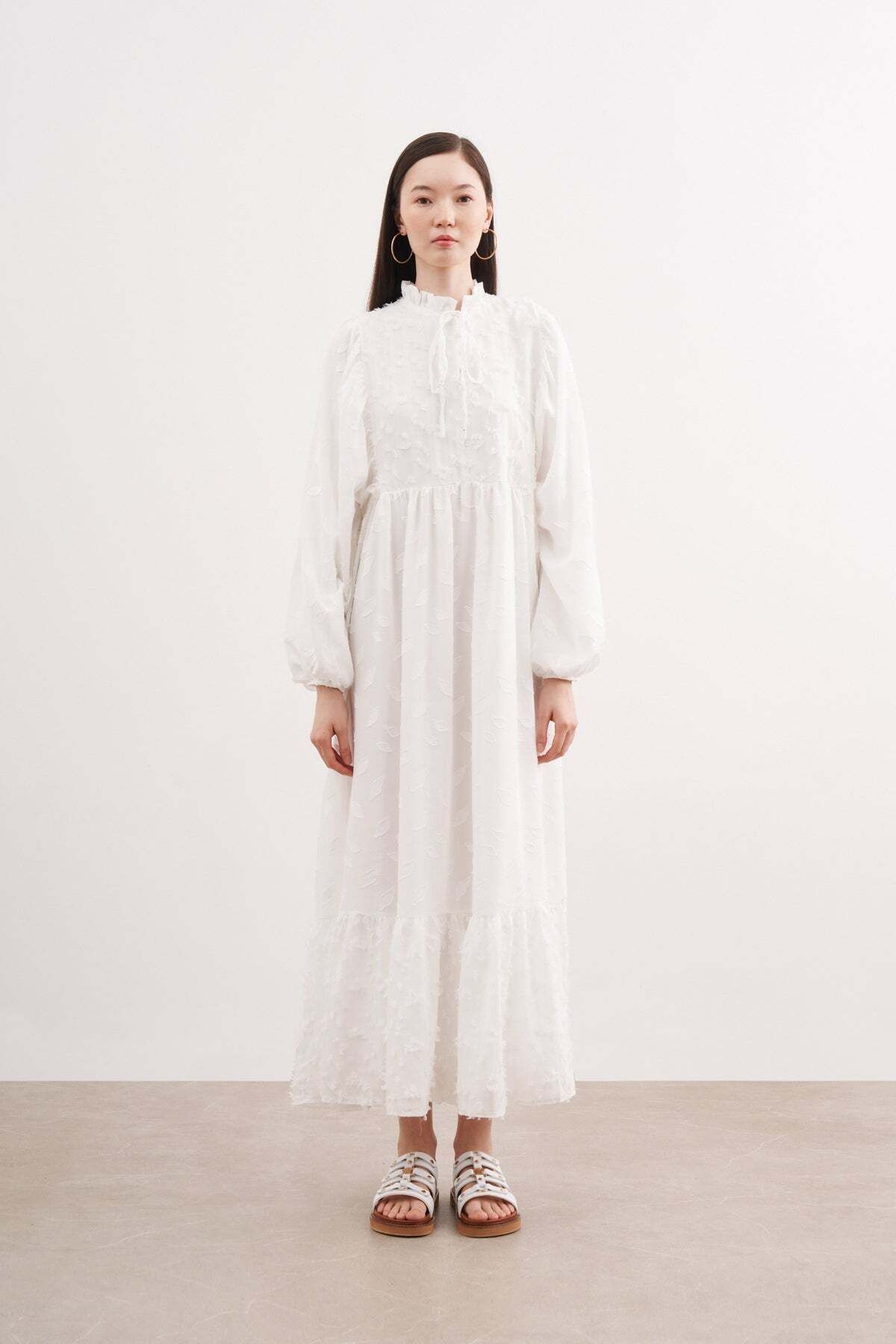 FUSHYA-Design de rochie din șifon cu pene 1