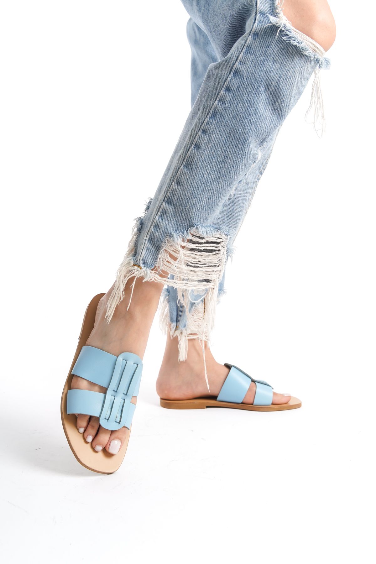 دمپایی آبی زنانه روشن چرمی واقعی M5813 DaphneSandals