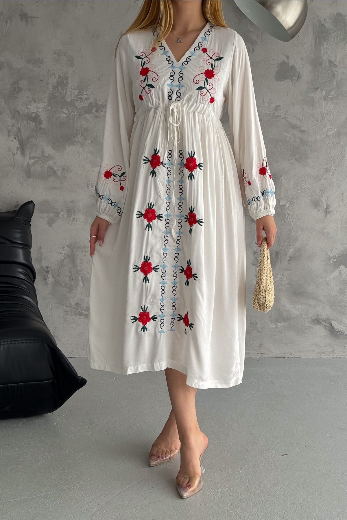 FEMELLE-Rochie de damă din bumbac brodat alba 3