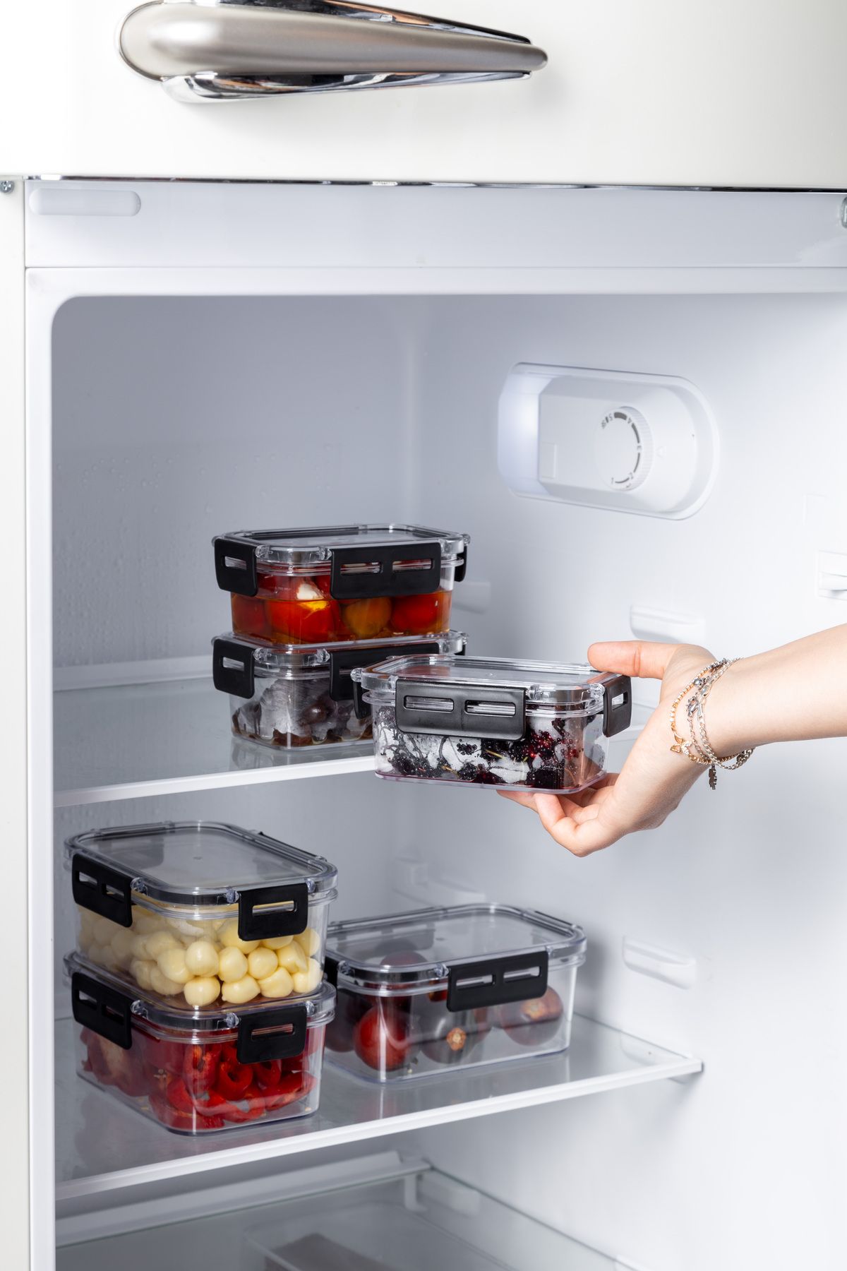 Nandy Home-Set of 6 - Rectangular Clear Storage Container with Lock Lid 375-900ML 6