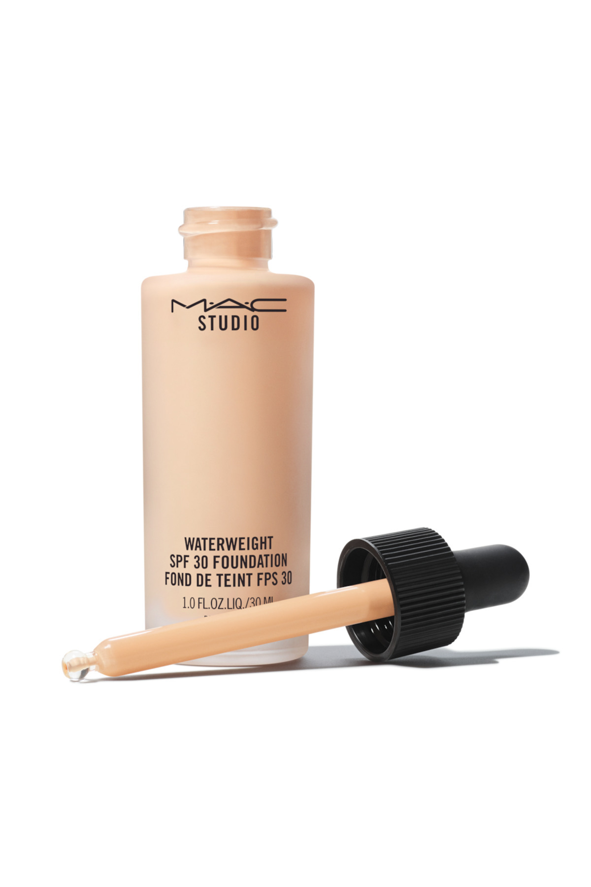 STUDIO WATERWEİGHT SPF 30 - Full Coverage Long Lasting Waterproof Foundation SPF 30 / 30ml