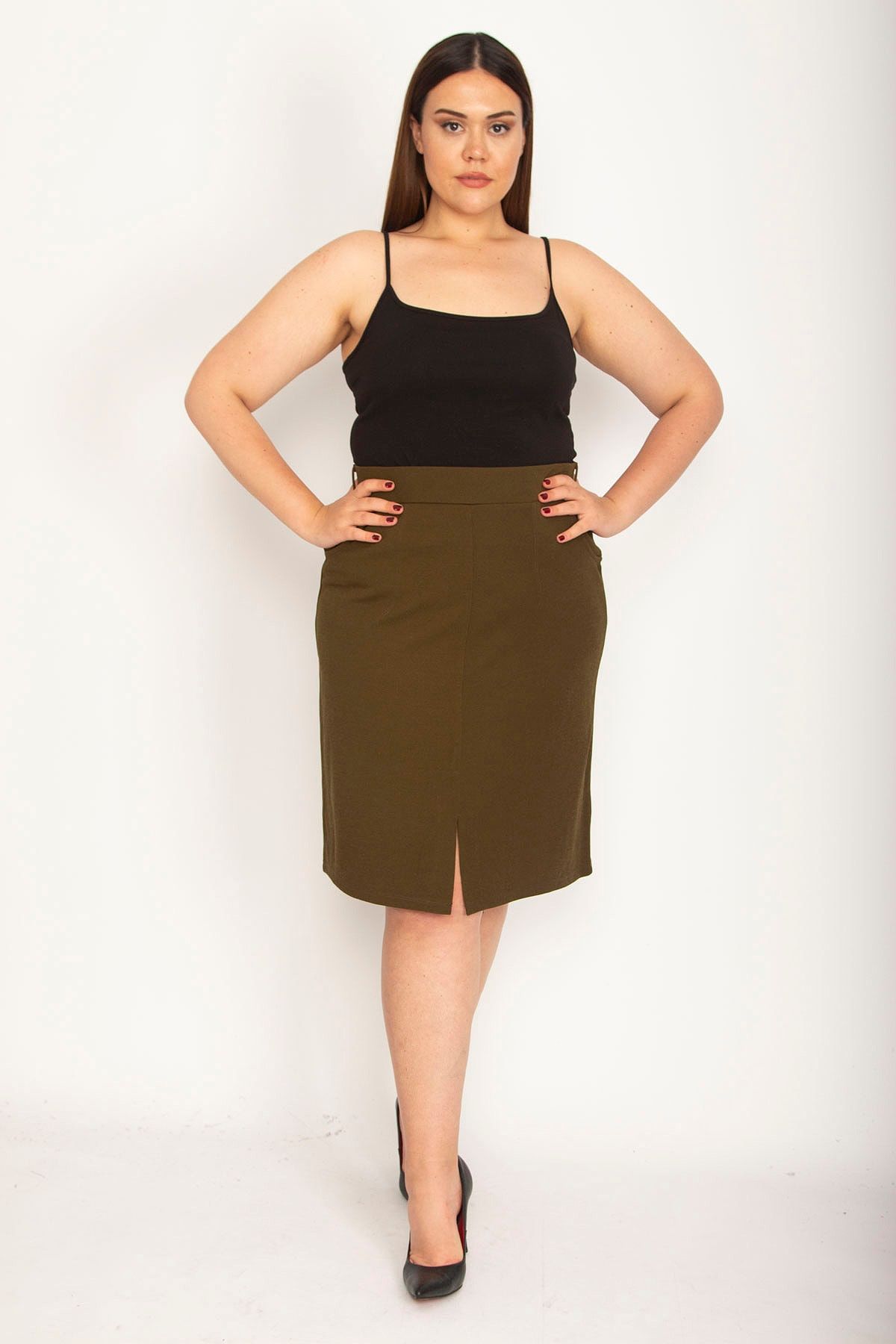 Şans Große Größen in Rock Khaki Mini Fast ausverkauft