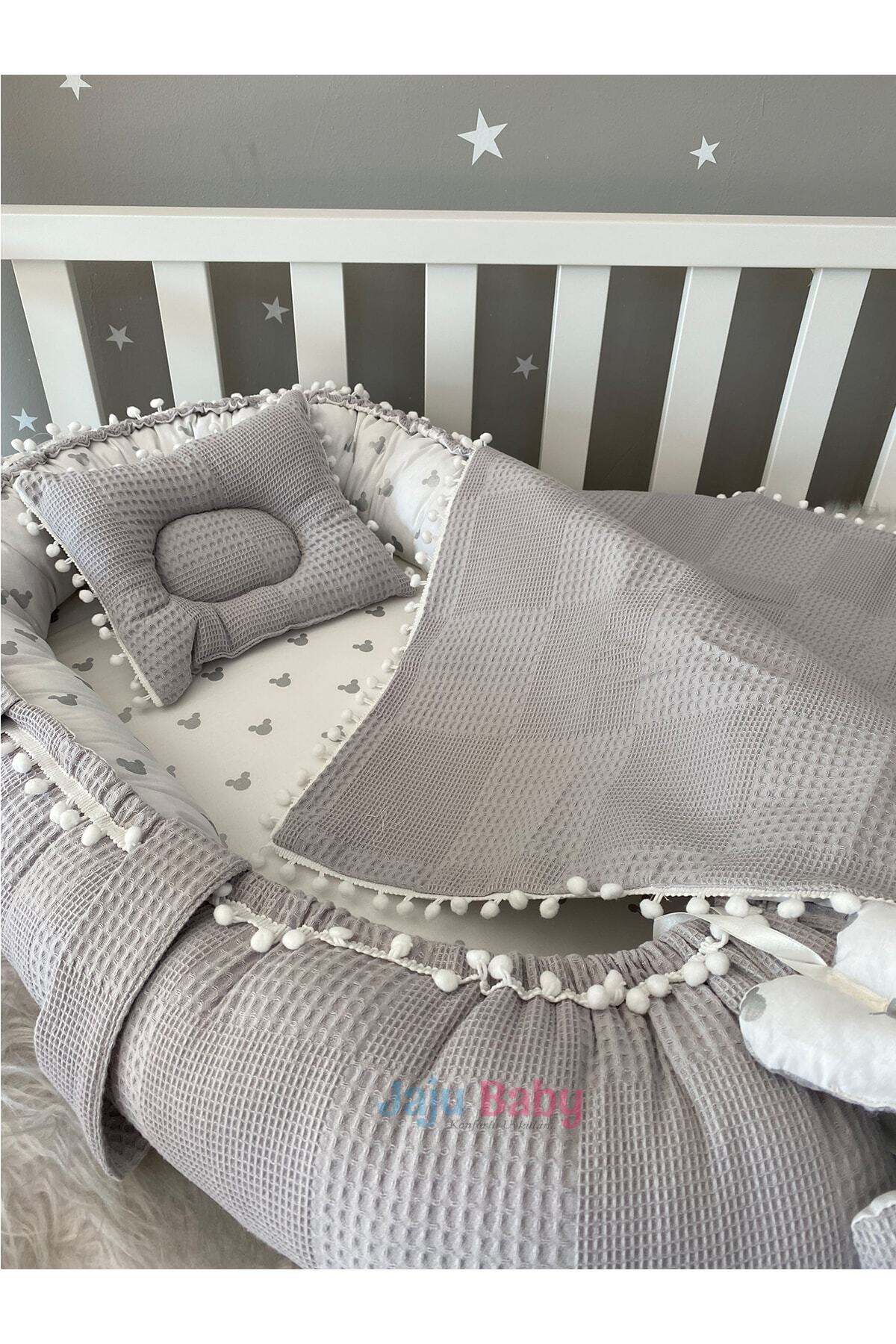 Jaju Baby Babynest Gri Wafle Pike Kumaş Micky Tasarım Ponponlu 3'lü Jaju-babynest Set fotoğrafı 2 (önizleme)