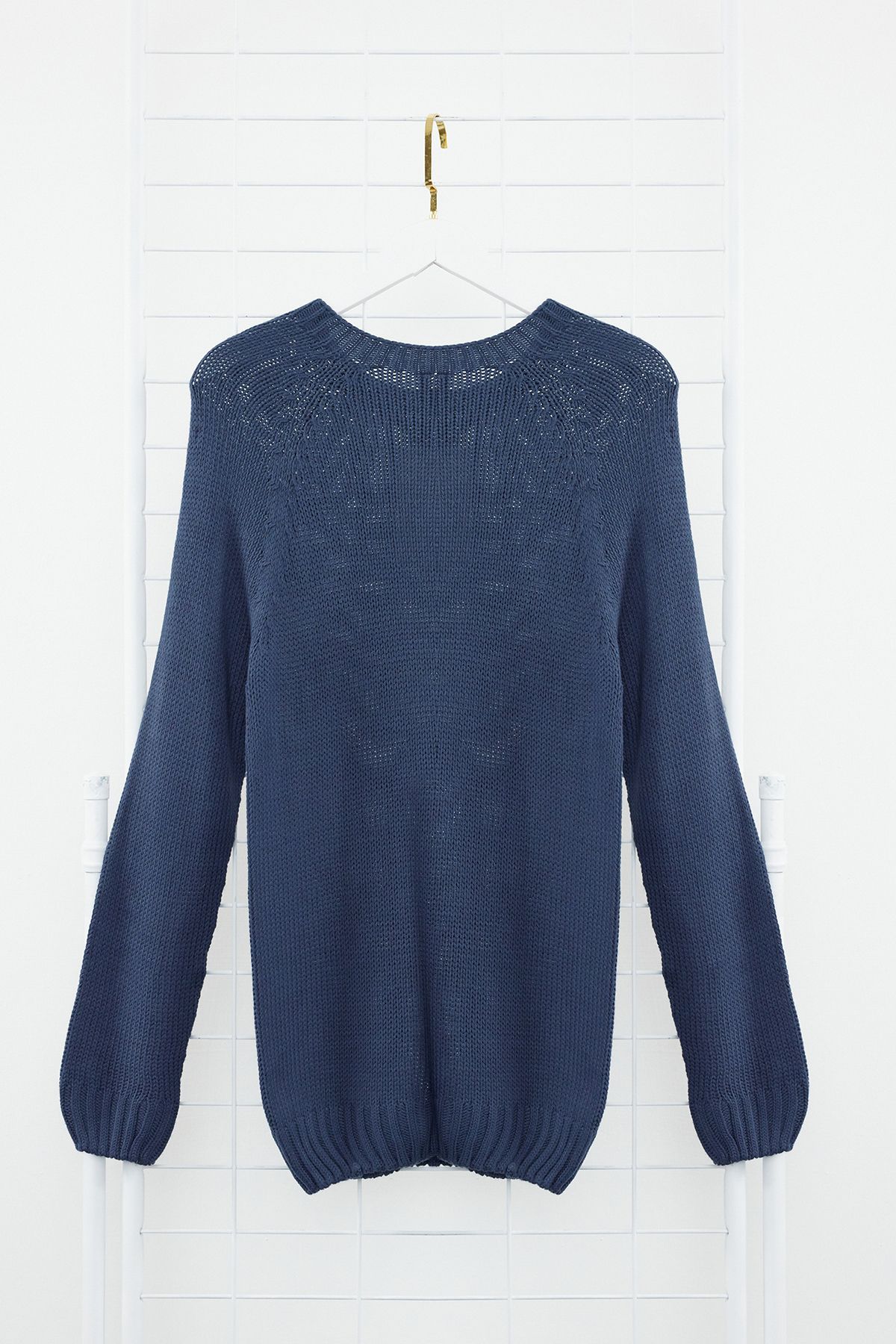Trendyol Collection-Pulover tricotat cu mâneci raglan, cu decolteu subțire Indigo - TMNAW25KZ00000 8