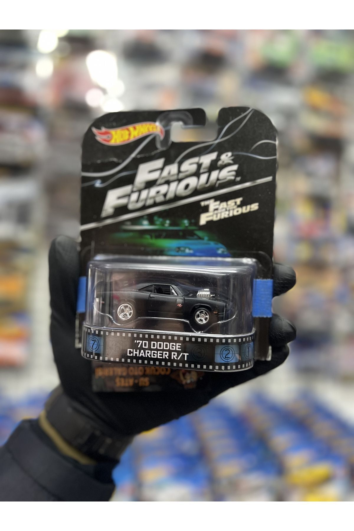 HOT WHEELS '70 Dodge Charger R/T (1.64 Premıum nadir) - Fiyatı