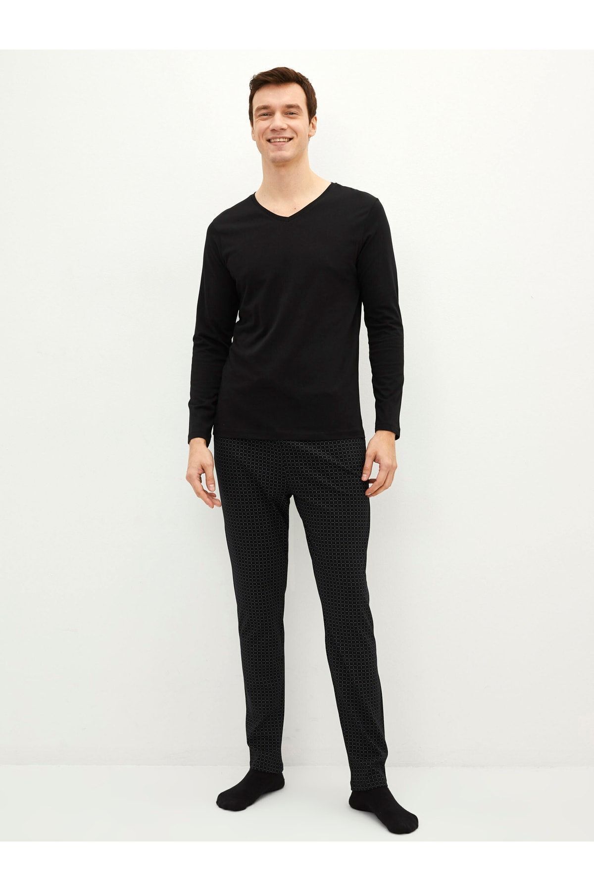 complete the look image