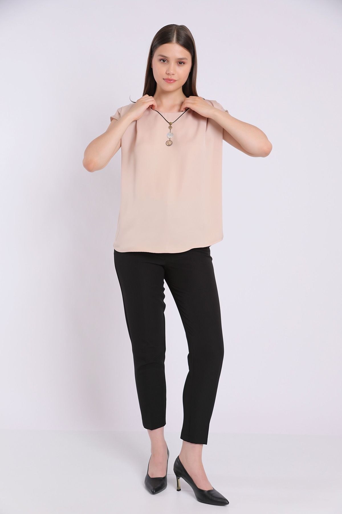 complete the look image