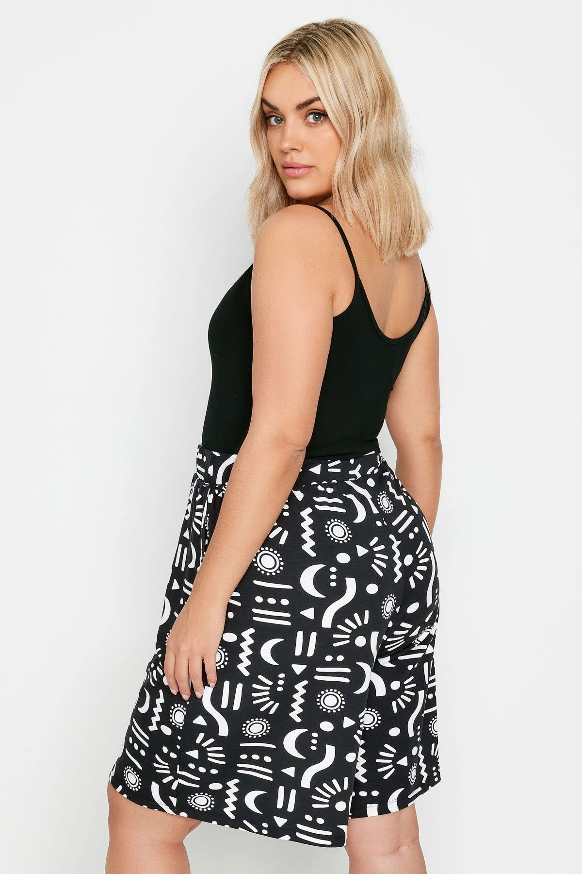 Stil Diva-Patterned Large Size Lycra Shorts - Loose Cut, Elastic Waist145101 5