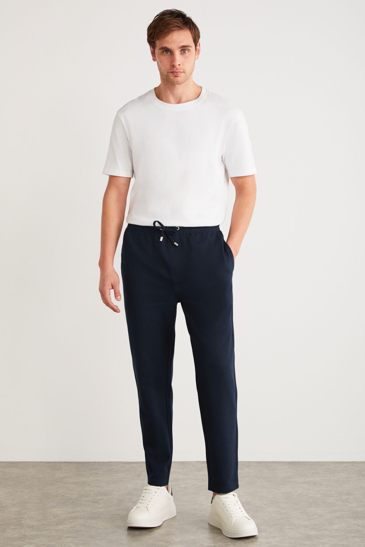 GRIMELANGE-Huxley Herren-Hose mit normaler Paspelbeine, normaler Spitze, Taille, Bio-Baumwolle, Seitentasche, Marineblau 4