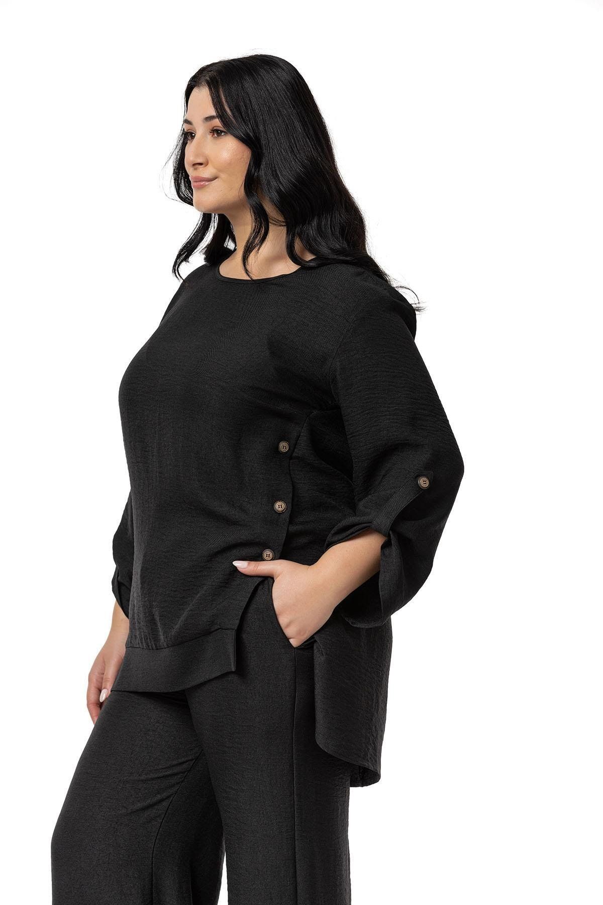 DISENTIS MODEST-طقم بلوزة وبنطلون أسود مقاس كبير - تفاصيل أزرار جانبية 4