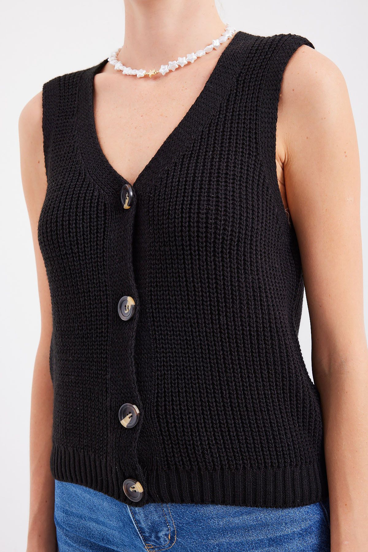 Bigdart-15881 Black Short Knitwear Vest - Buttoned 4
