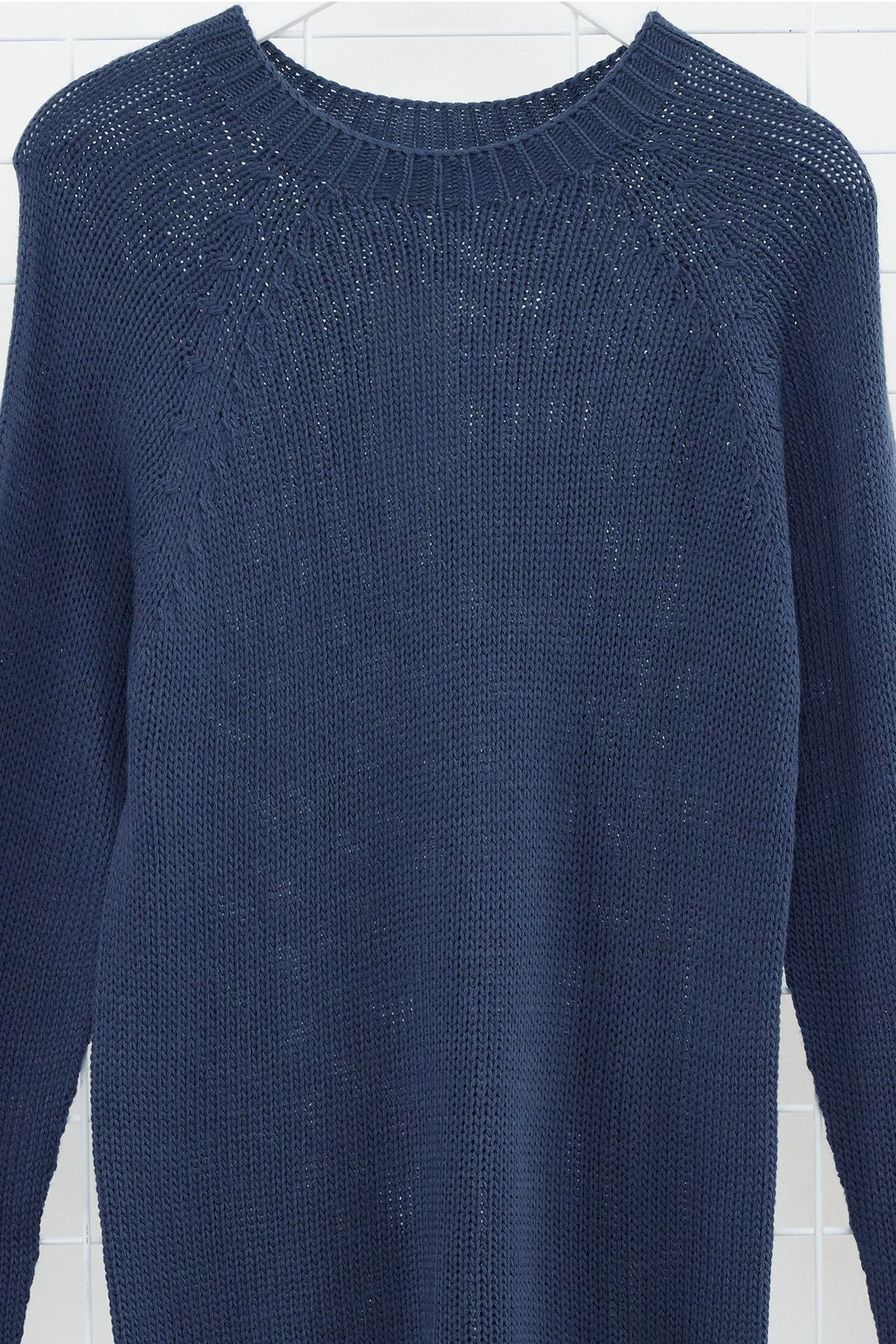 Trendyol Collection-Pulover tricotat cu mâneci raglan, cu decolteu subțire Indigo - TMNAW25KZ00000 7