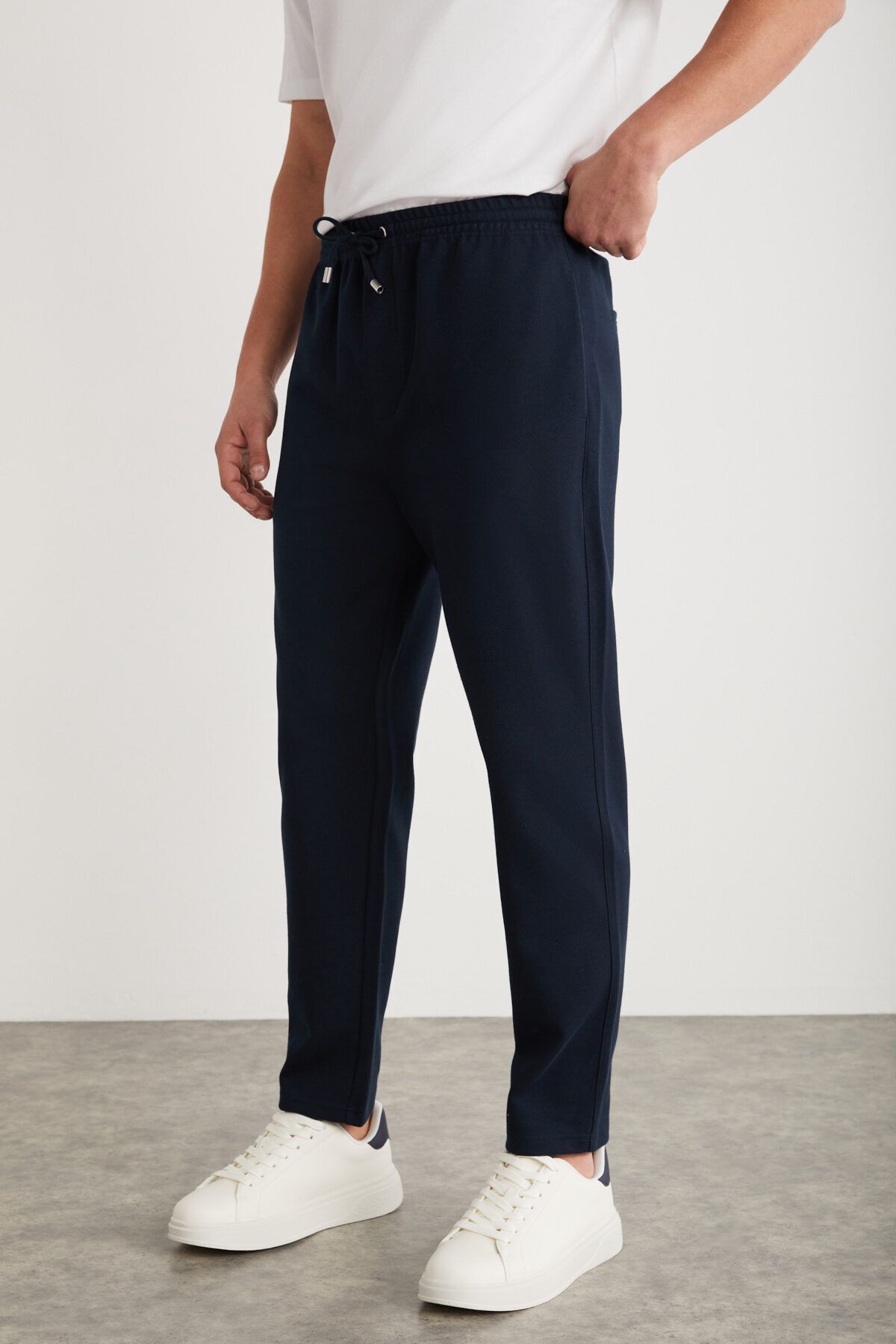 GRIMELANGE-Huxley Herren-Hose mit normaler Paspelbeine, normaler Spitze, Taille, Bio-Baumwolle, Seitentasche, Marineblau 3