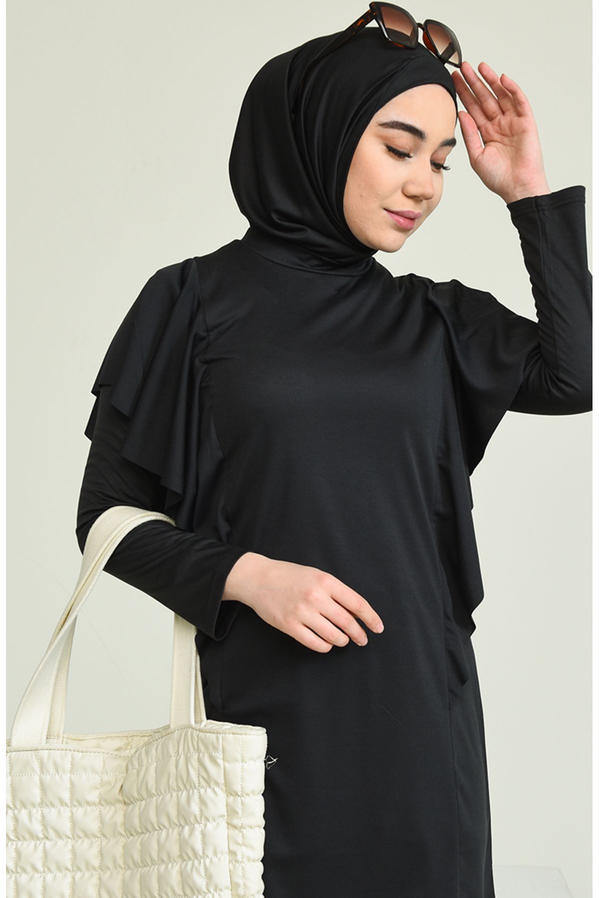 sefamerve-Hijab-Badeanzug mit schwarzer Verzierung – 2225A-02 4