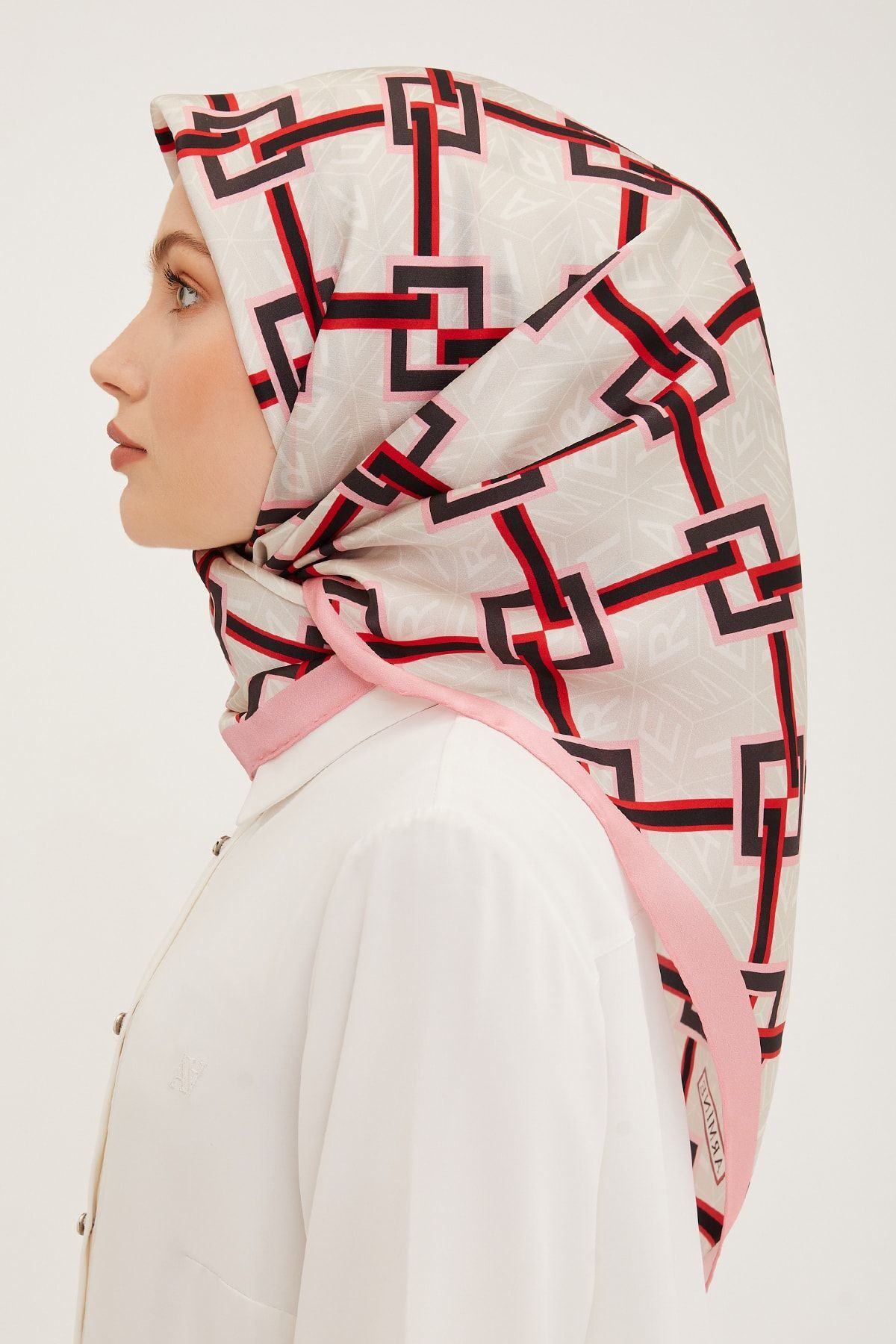 روسری زنانه آرمینه | E23YA8940D01 Armine - Image 3