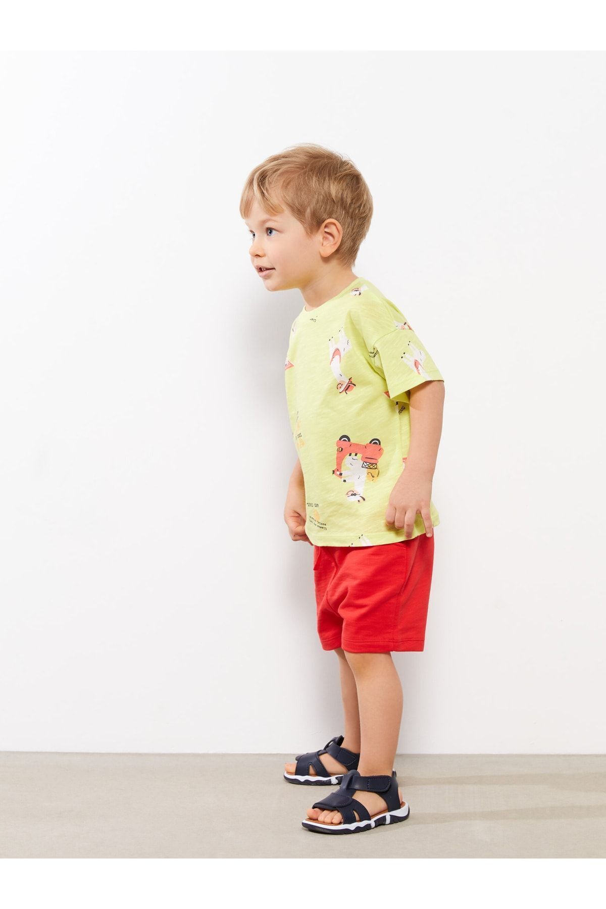 شورت و شلوارک پسرانه آبی سرمه ای ال سی وایکیکیLC Waikiki | S2G338Z1GXV اورجینال - تصویر 2