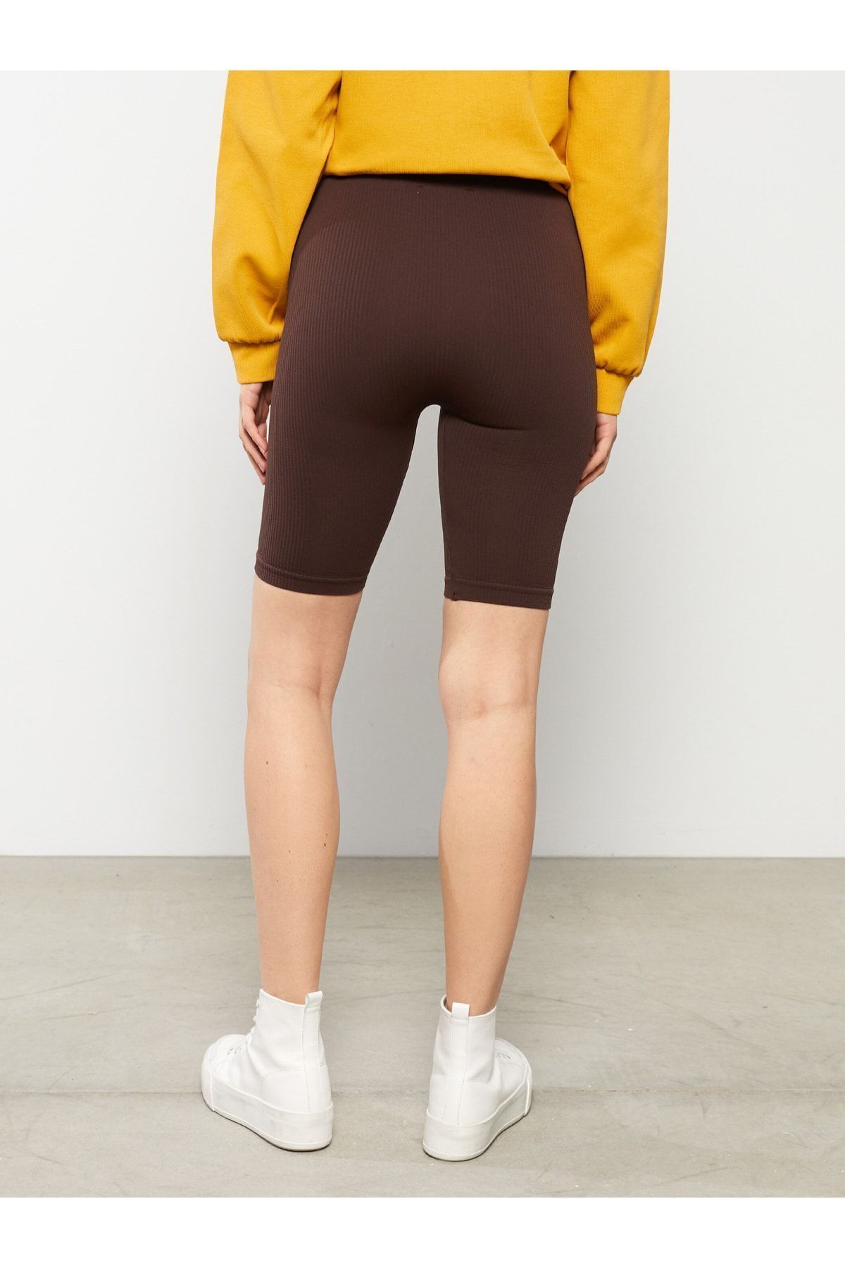 LC Waikiki-Plain Maternity Biker Leggings with Elastic Waist 4