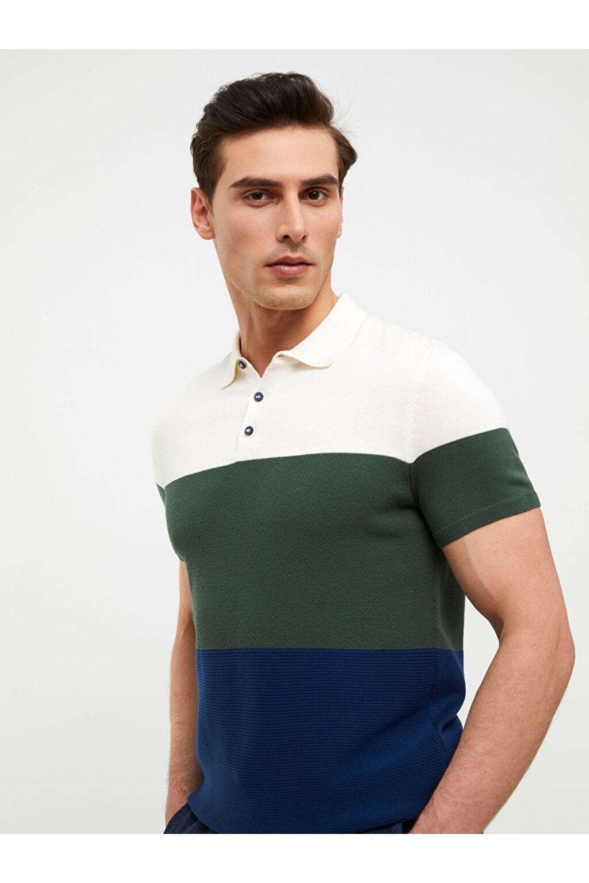 ال سی وایکیکی ژاکت بافتنی مردانه یقه پولو آستین کوتاه رنگی