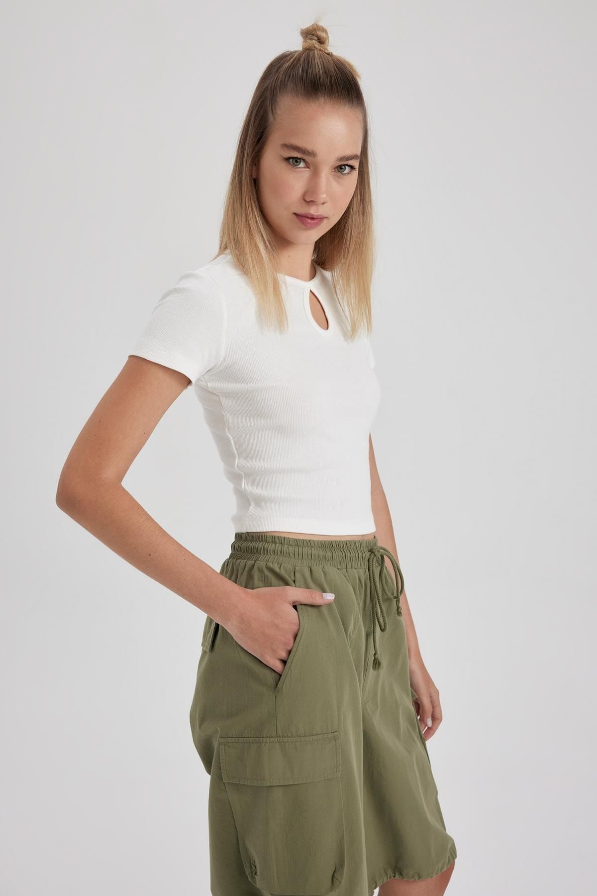 DeFacto-T-shirt z krótkim rękawem w prążki - A6217ax23sm 4