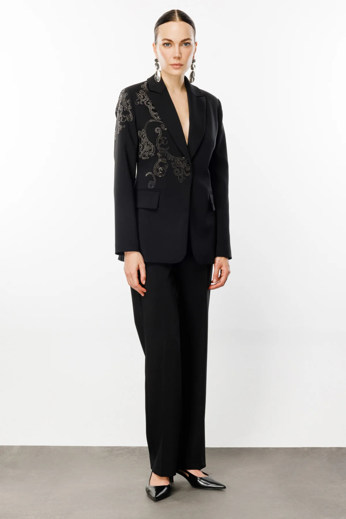Ekol-Black Single Button Stone Embroidered Jacket 2