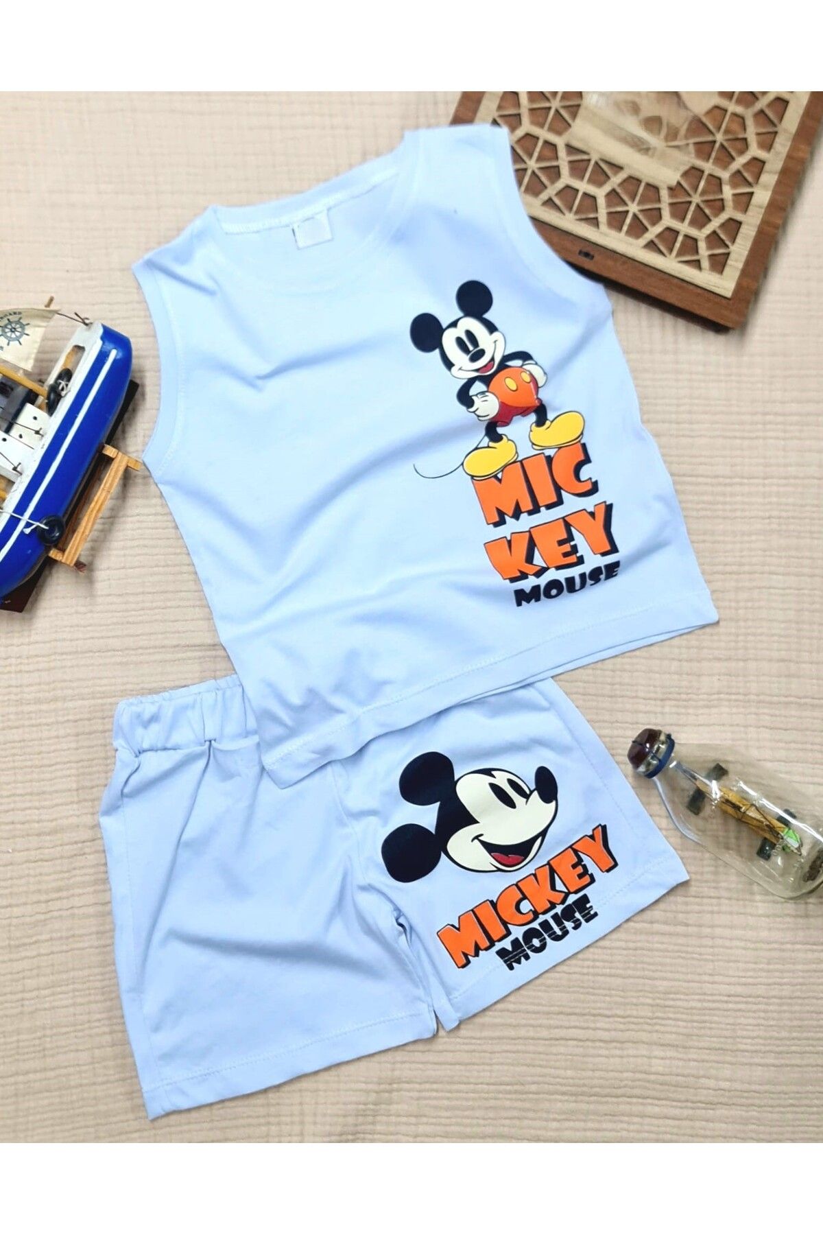 BUUFUU-Mickey Mouse Patterned Kids Gap Set - Zero Sleeve Shorts and Top Set 1