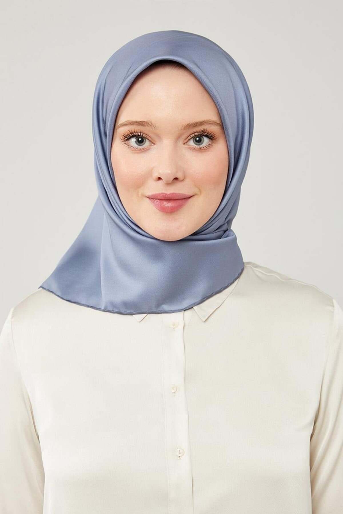 روسری آبی پلی استر Twill Trend Levidor