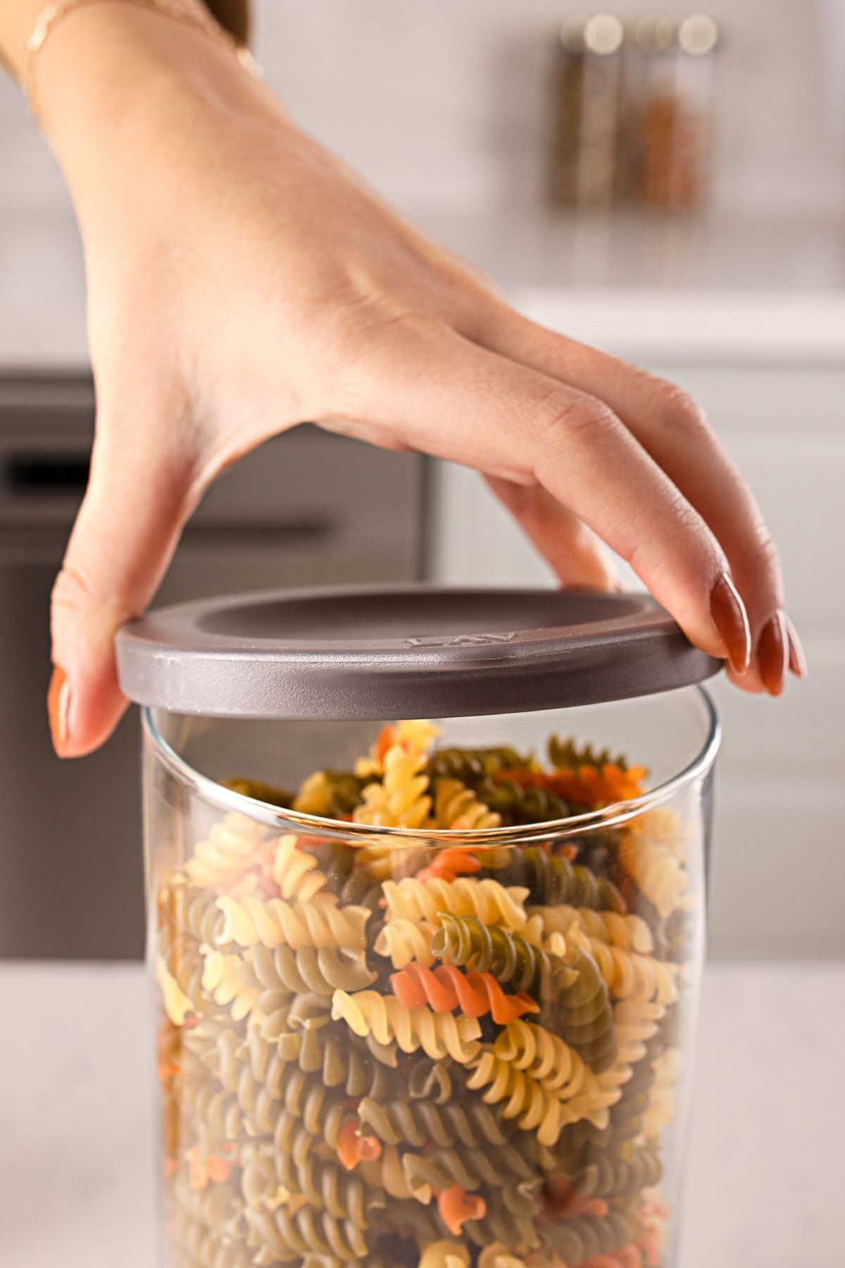 LAV-Duo 3 Sizes 18 Pieces Glass Storage Container Jar Set with Leak Proof Lid and Label 5