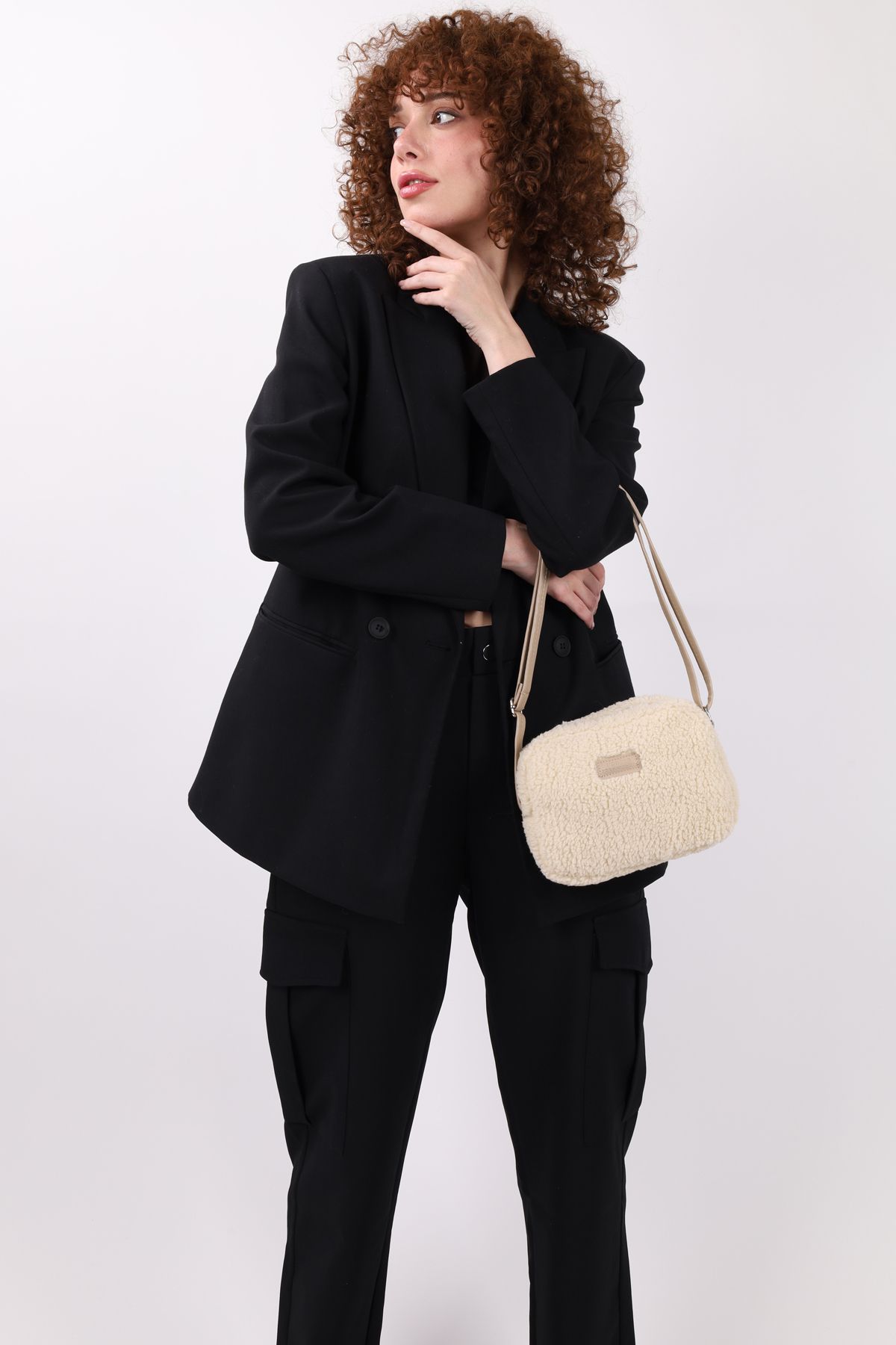 https://cdn.dsmcdn.com/ty1353/product/media/images/prod/QC/20240606/11/00327f36-e2b9-3bf6-a7f8-ddd1f04df116/1_org_zoom.jpg