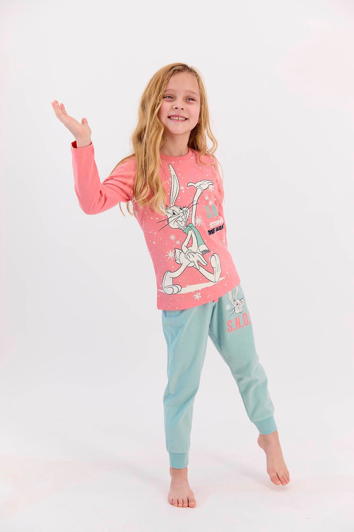 Lola & Bugs Bunny-Bugs Bunny Licensed Snow Coral Pajama Set for Girls 3