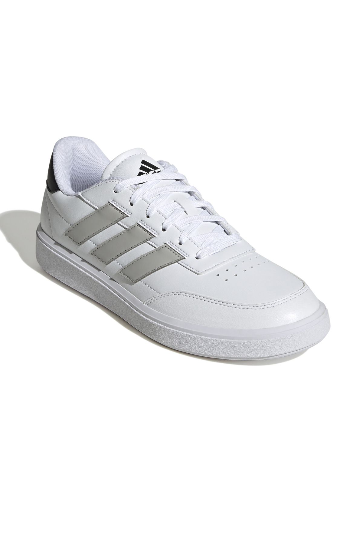کفش ورزشی گاه به گاه Courtblock adidas