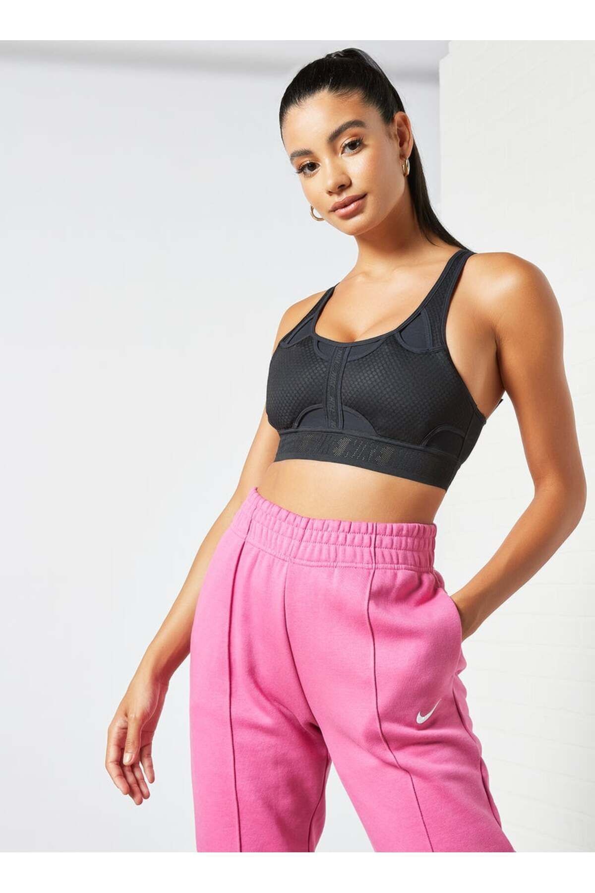 Nike Swoosh Ultrabreathe Medium Support Nefes Alabilen Kadın Orta Destekli Pedli Sporcu Sütyen