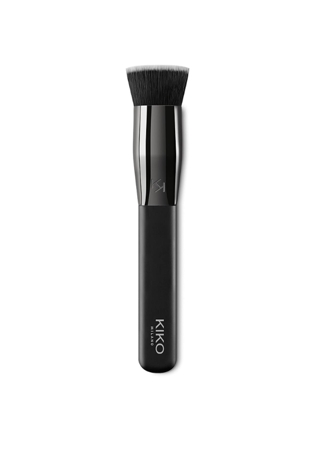 برس فونداسیون - Face 05 Round Foundation Brush 8025272625890 KIKO