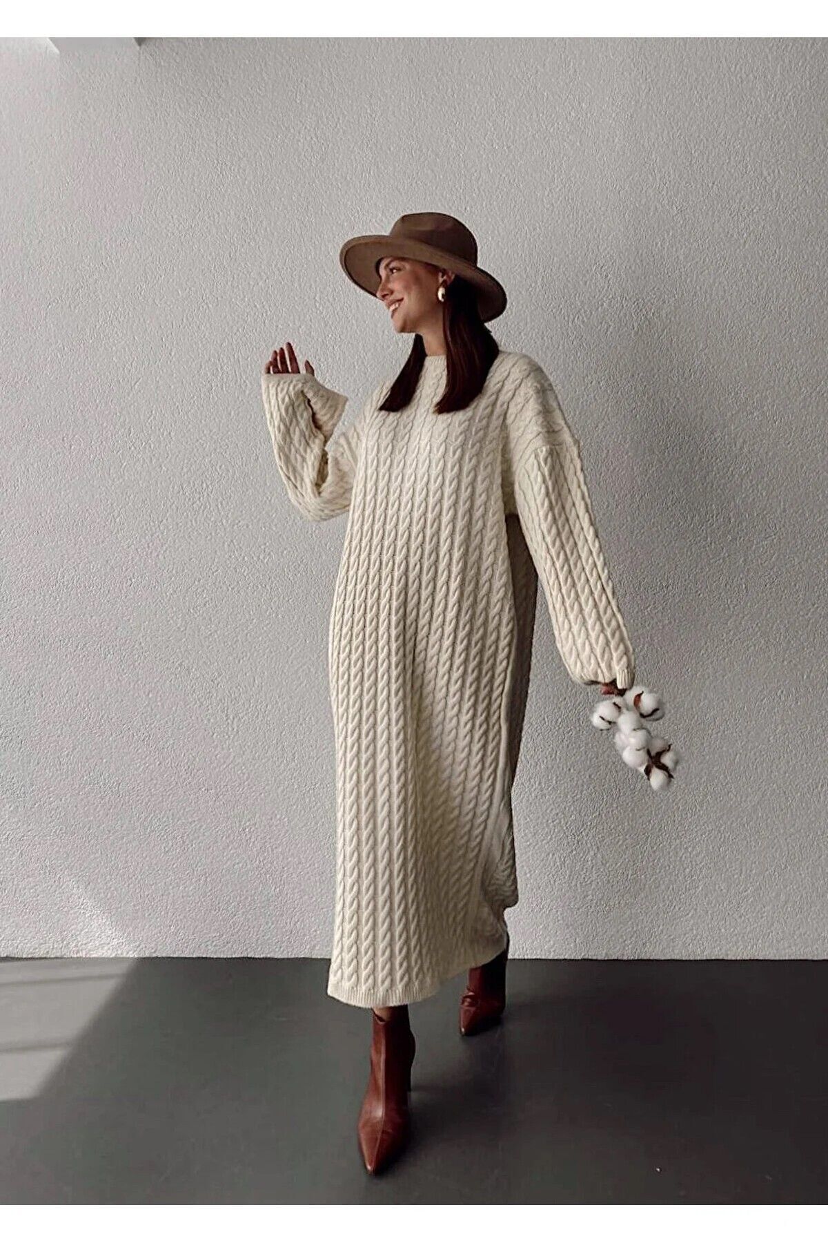 robe longue en tricot avec tresse de cheveux