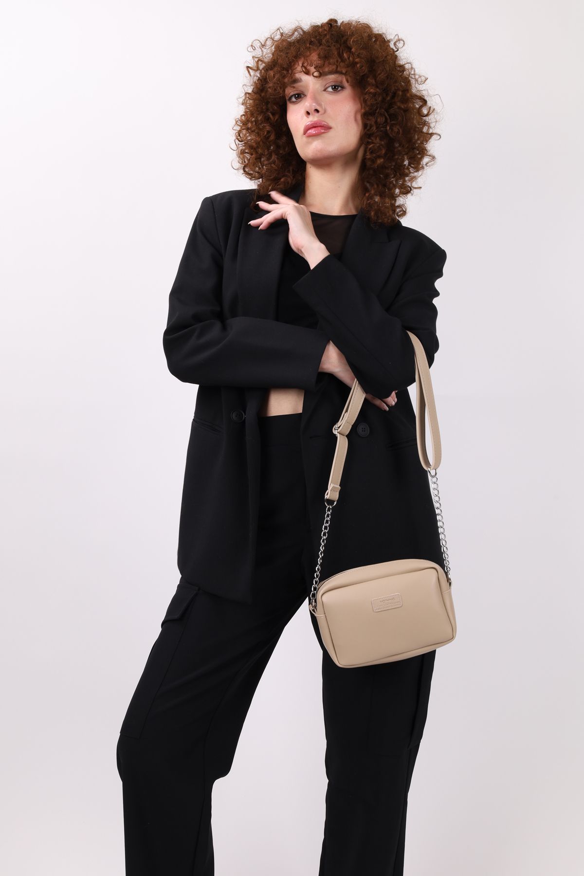 NOTHING-Női Light Mink mini láncos vállpántos és Crossbody táska Leo 2