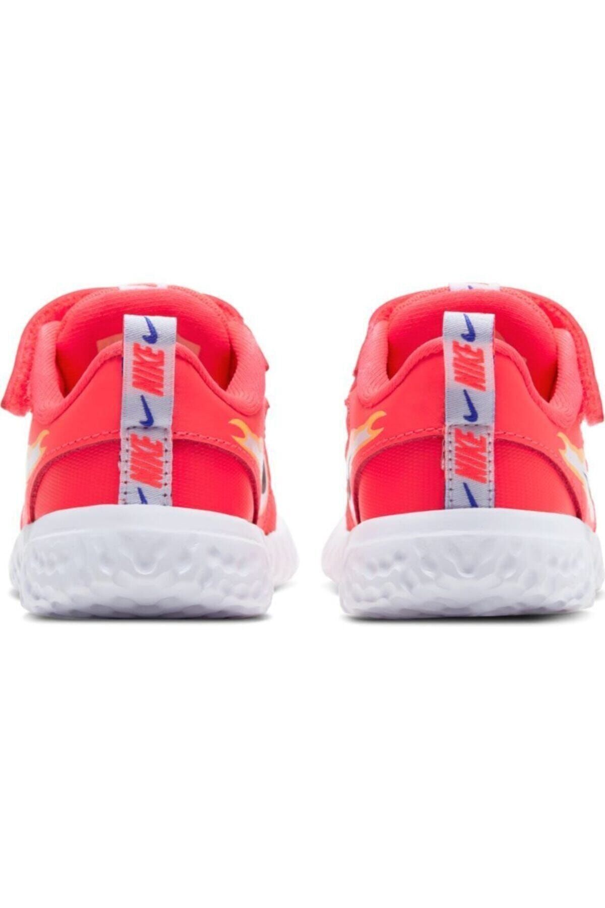 کفش پیاده روی صورتی دخترانه و بچگانه Girl Pink Revolution 5 آتش Nike