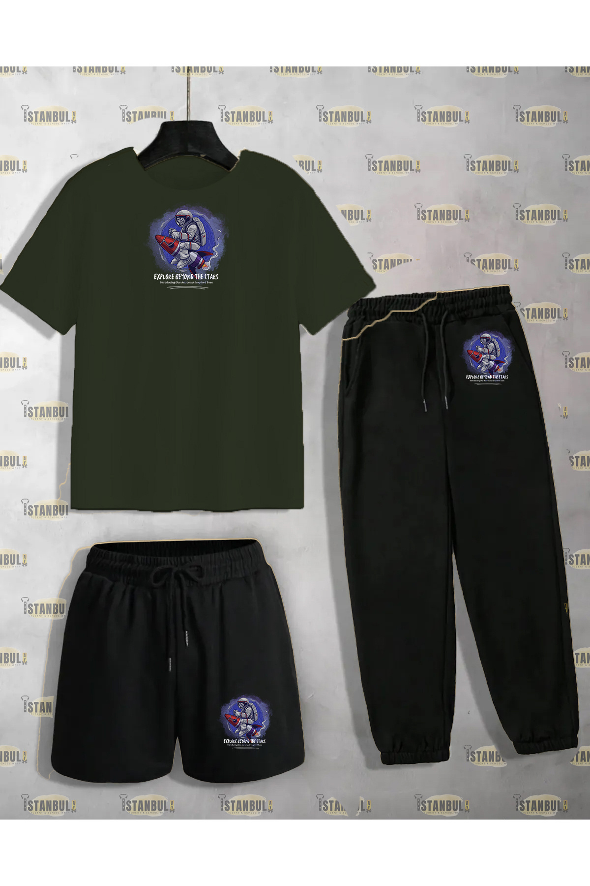 PENTHİLUS-Out of Space Man Printed T-Shirt and Sweatpants Set 1