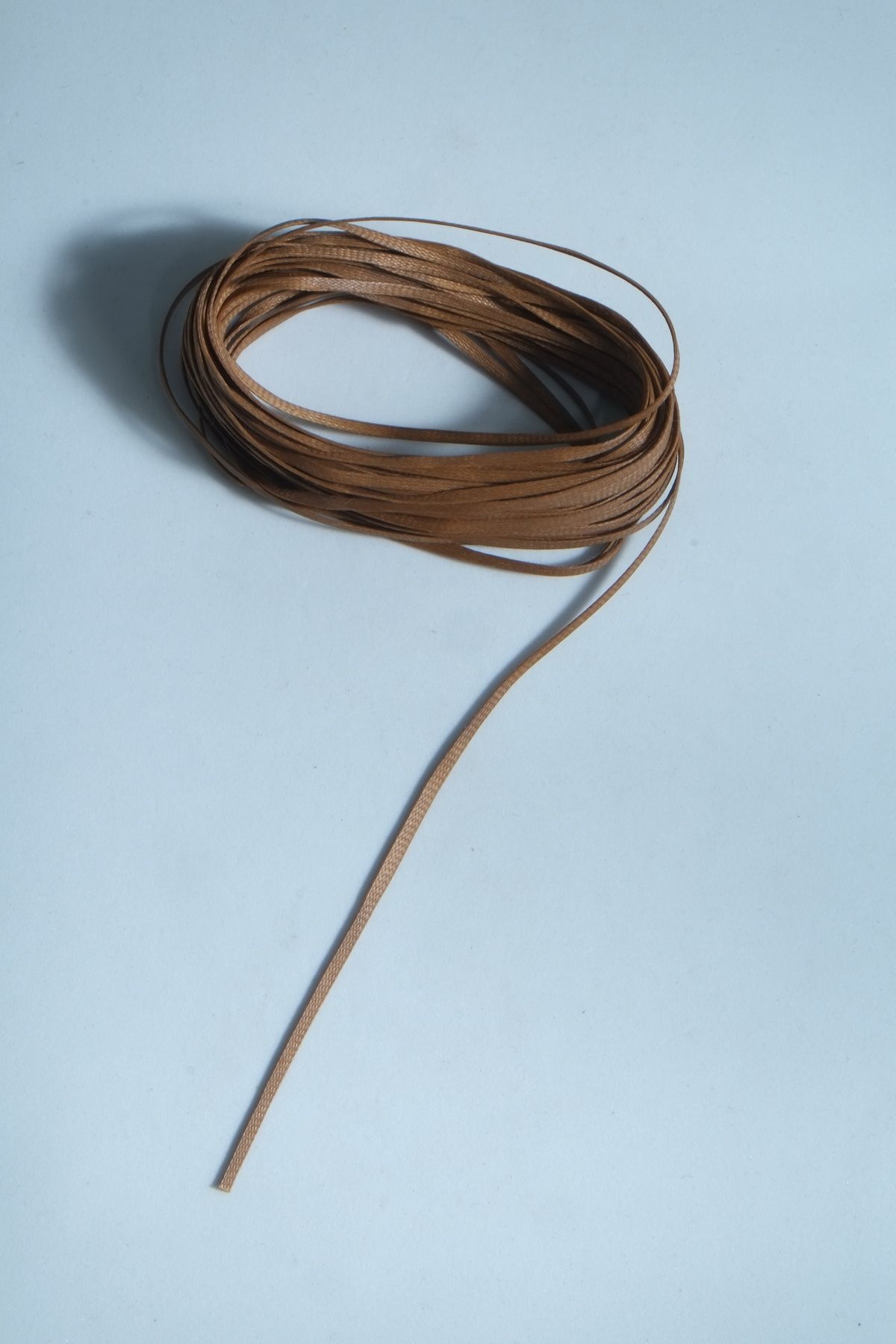 Kahverengi 10 Metre 2.5 Mm Yassı Sırım Mumlu Ip Saraç Ipi Kolye Ipi, Takı Tasarım Ipi, Bileklik Ipi,