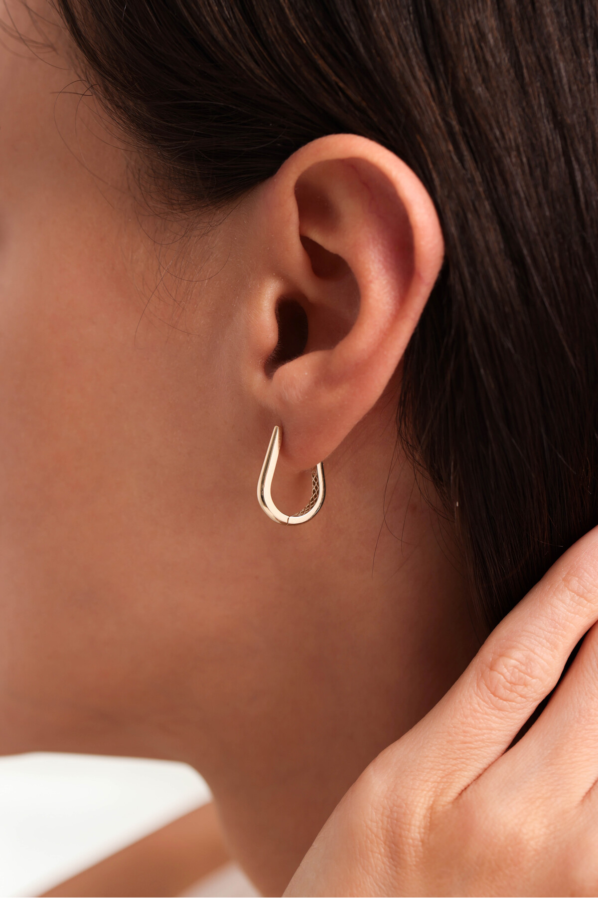 Gianfranco 14 Ayar Altın U Oval Küpe