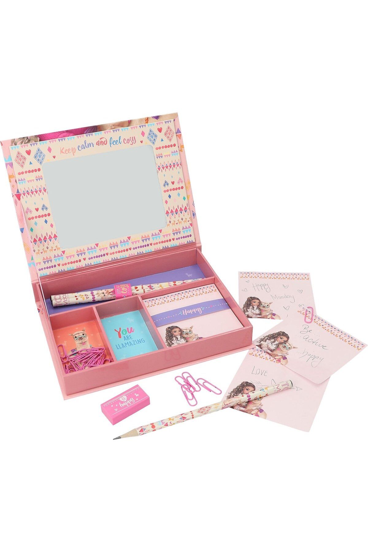 Top Model-Alpaca Patterned Text Set 4