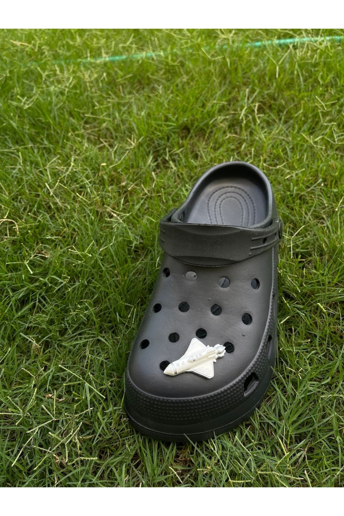 هدیه مفهومی هواپیمای زینتی سه بعدی دمپایی تزئین جت کروس جذابیت جیبیتز Crocs