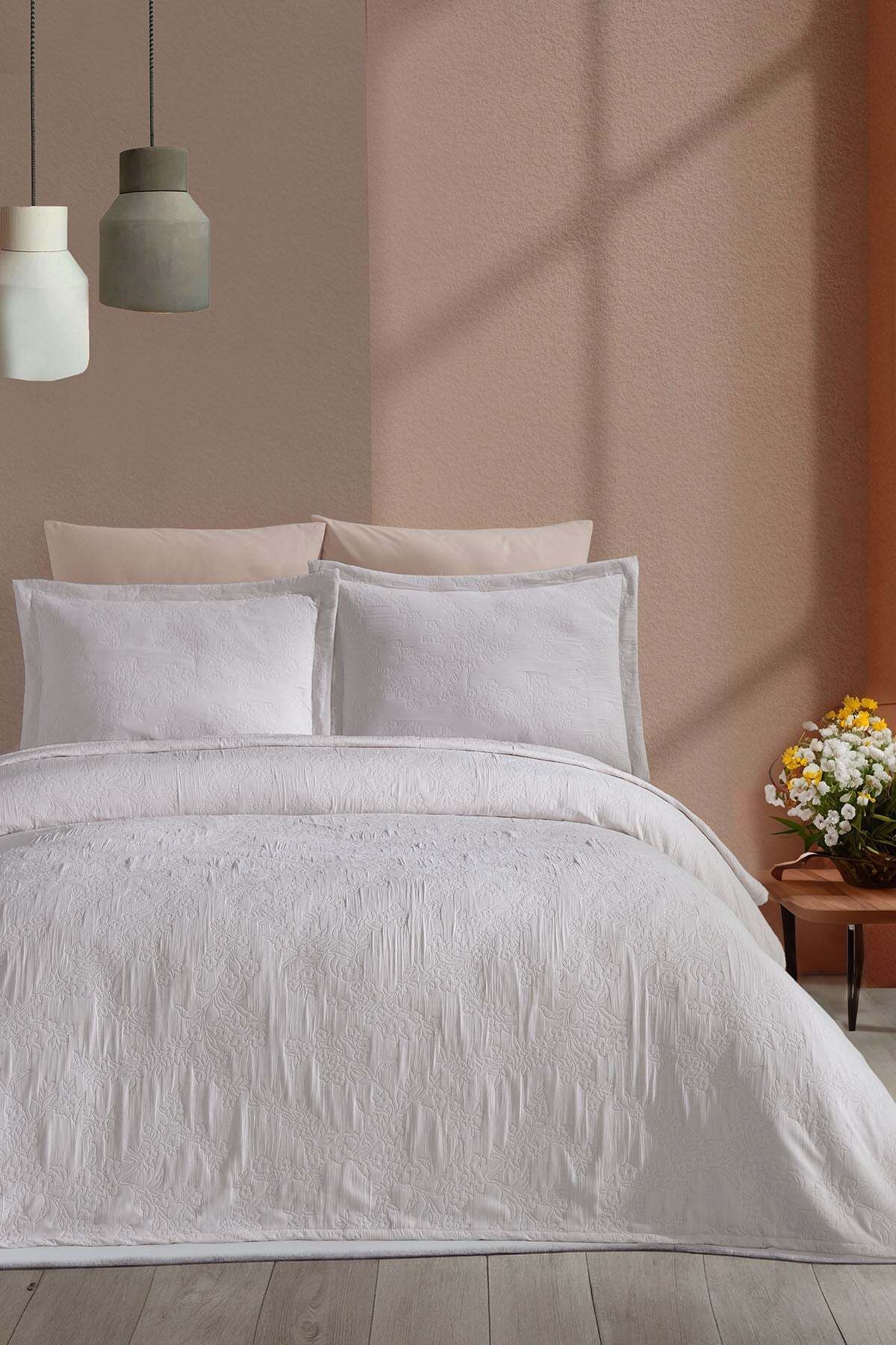 Elart-Single Ecru Bedspread - Nice 1